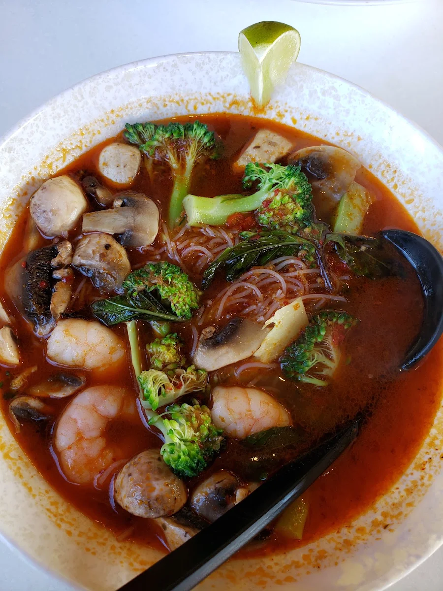 Tom Yum Soup, Rice Bowl Deluxe (Whyte Ave)