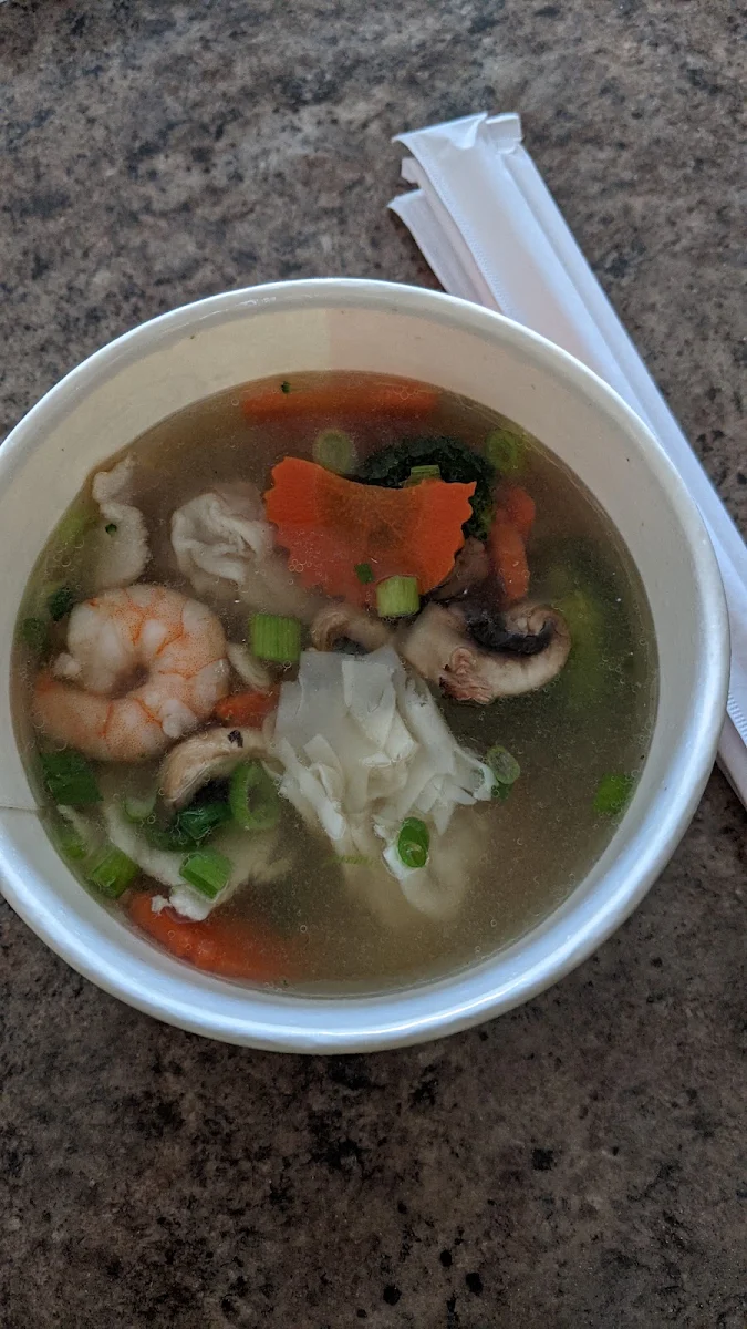 Wor Wonton Soup, Rice Bowl Deluxe (Whyte Ave)
