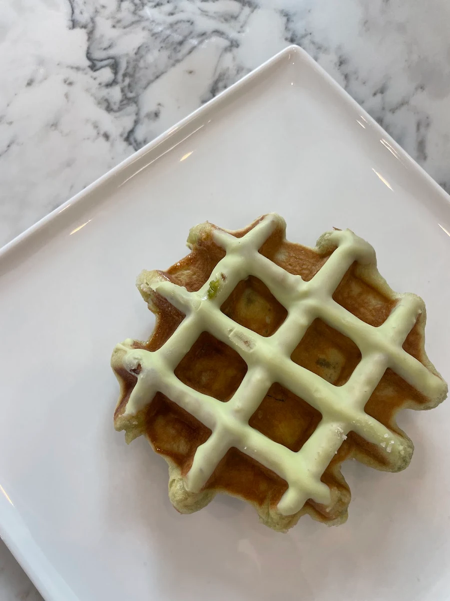 Mochi Waffle, Canffle