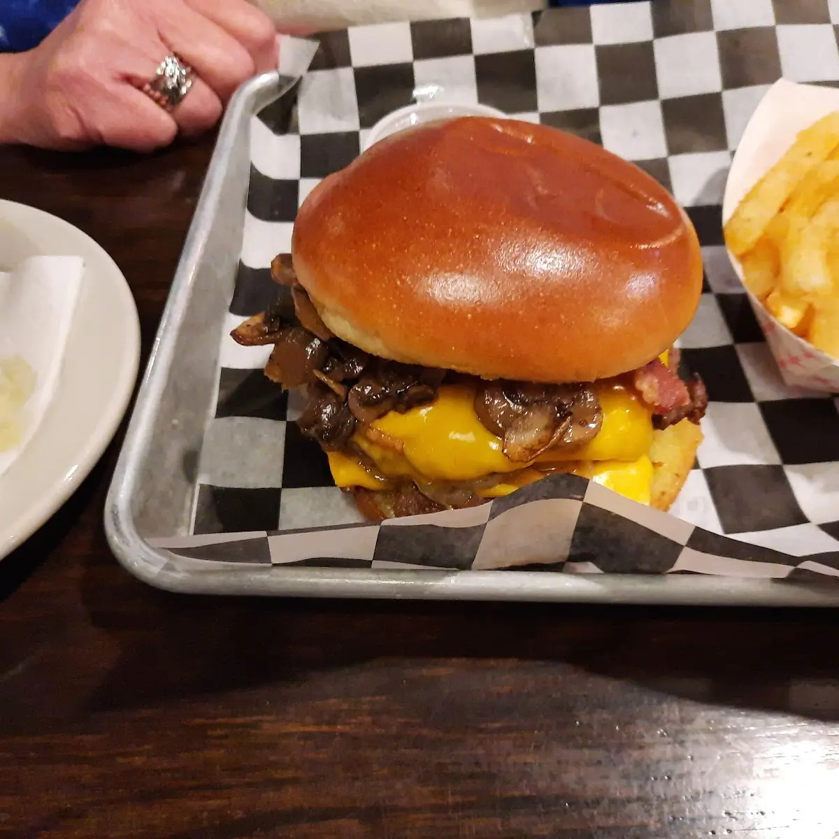 Bacon Mushroom Burger