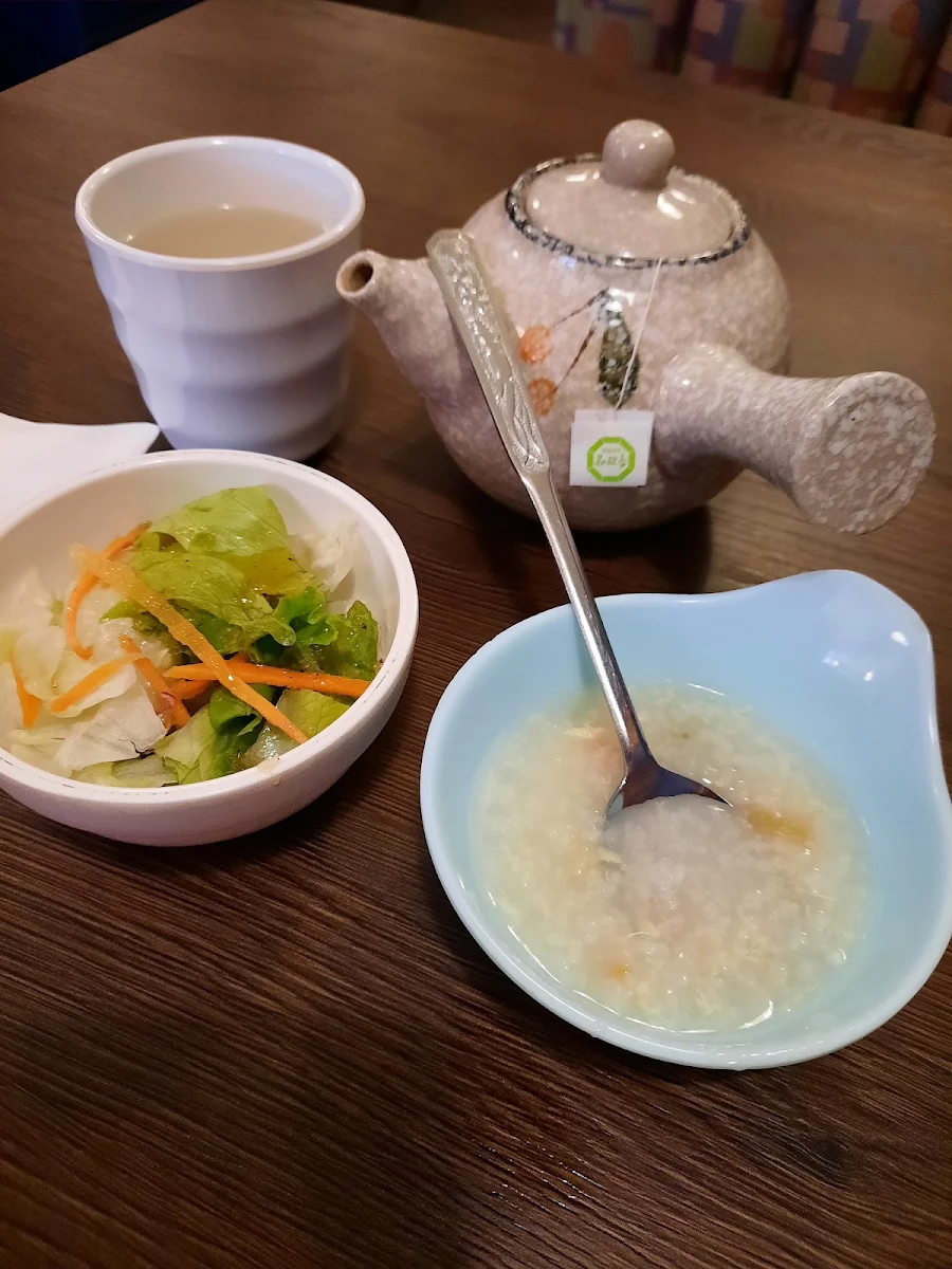 Korean Side Dishes, AJIO KOREAN &JAPANESE RESTAURANT (아지오 한식 일식)