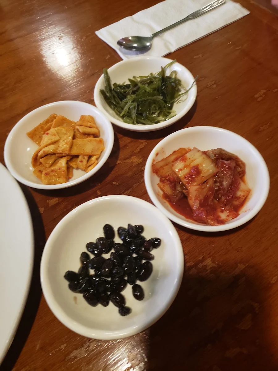 Side Dish Kimchi & Fishcake, AJIO KOREAN &JAPANESE RESTAURANT (아지오 한식 일식)