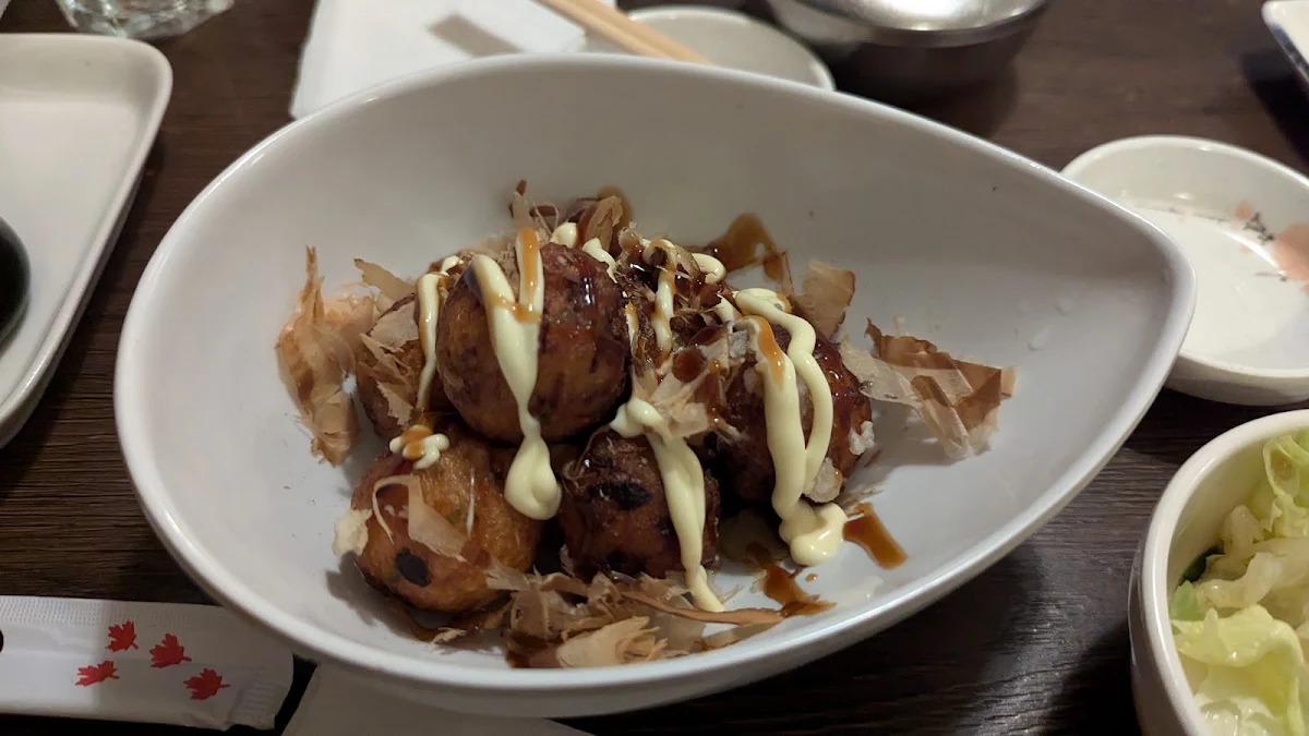 Takoyaki, AJIO KOREAN &JAPANESE RESTAURANT (아지오 한식 일식)