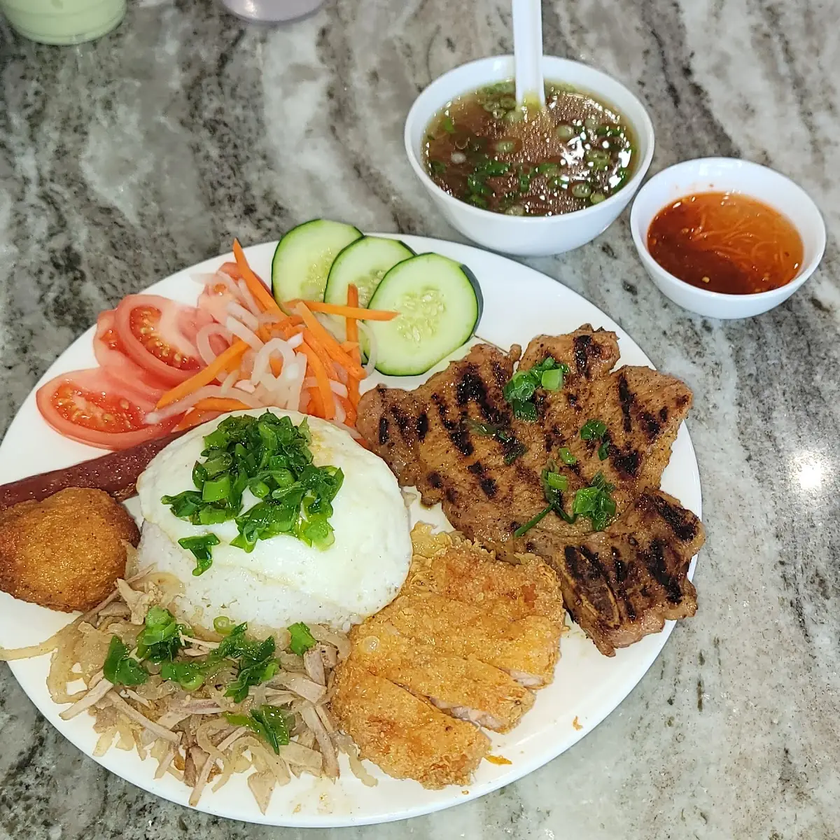Cơm Gà Nướng-Grilled Chicken
