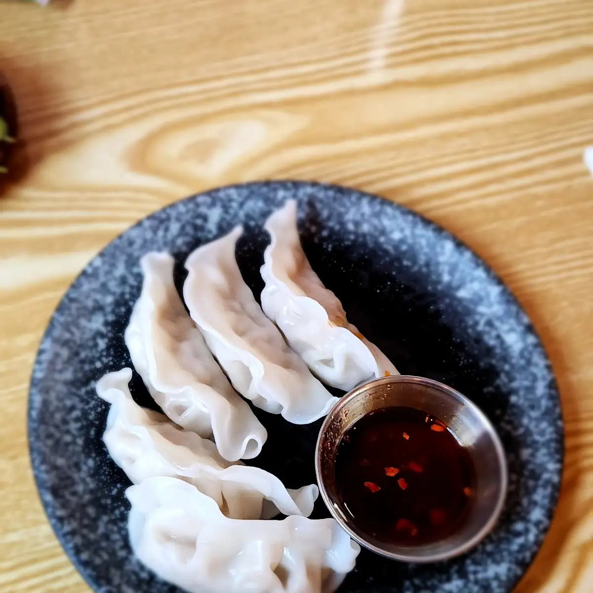 Steamed Pork Dumpling (6 Pieces)