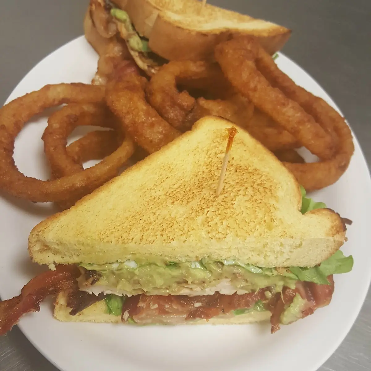 California Chicken blt