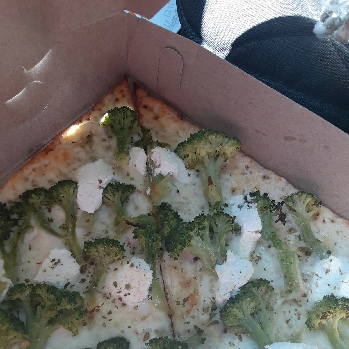 Broccoli White Pizza Slice
