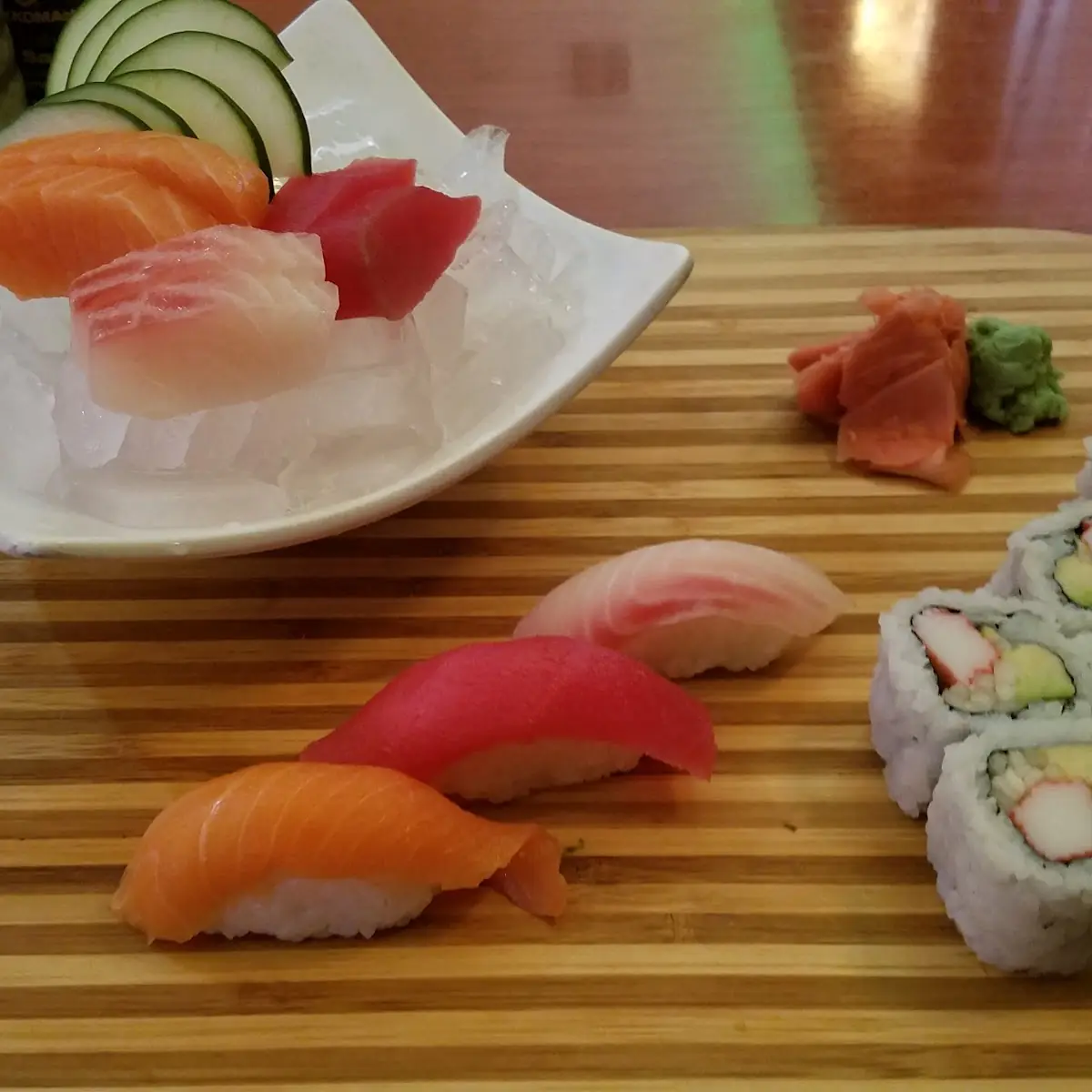 Sushi & Sashimi Combo