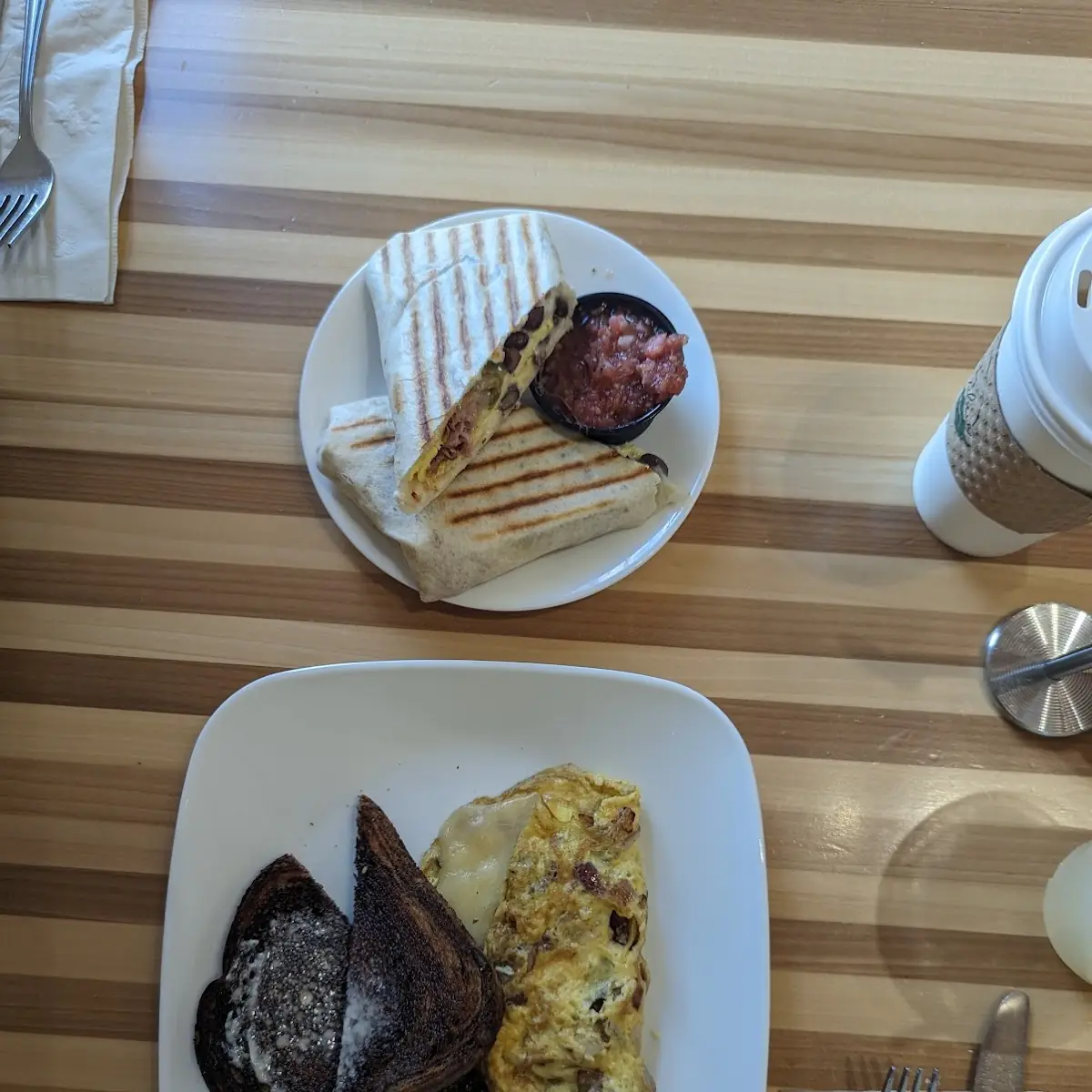 Grilled Rye Toast and Veggie Omelette