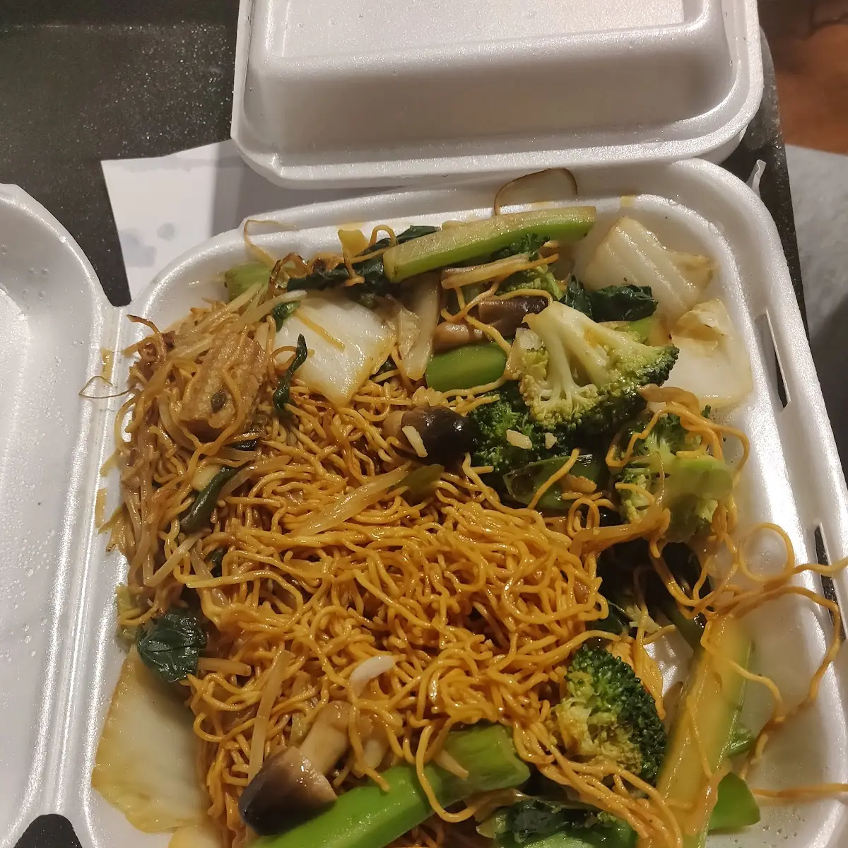 Vegetable Lo Mein