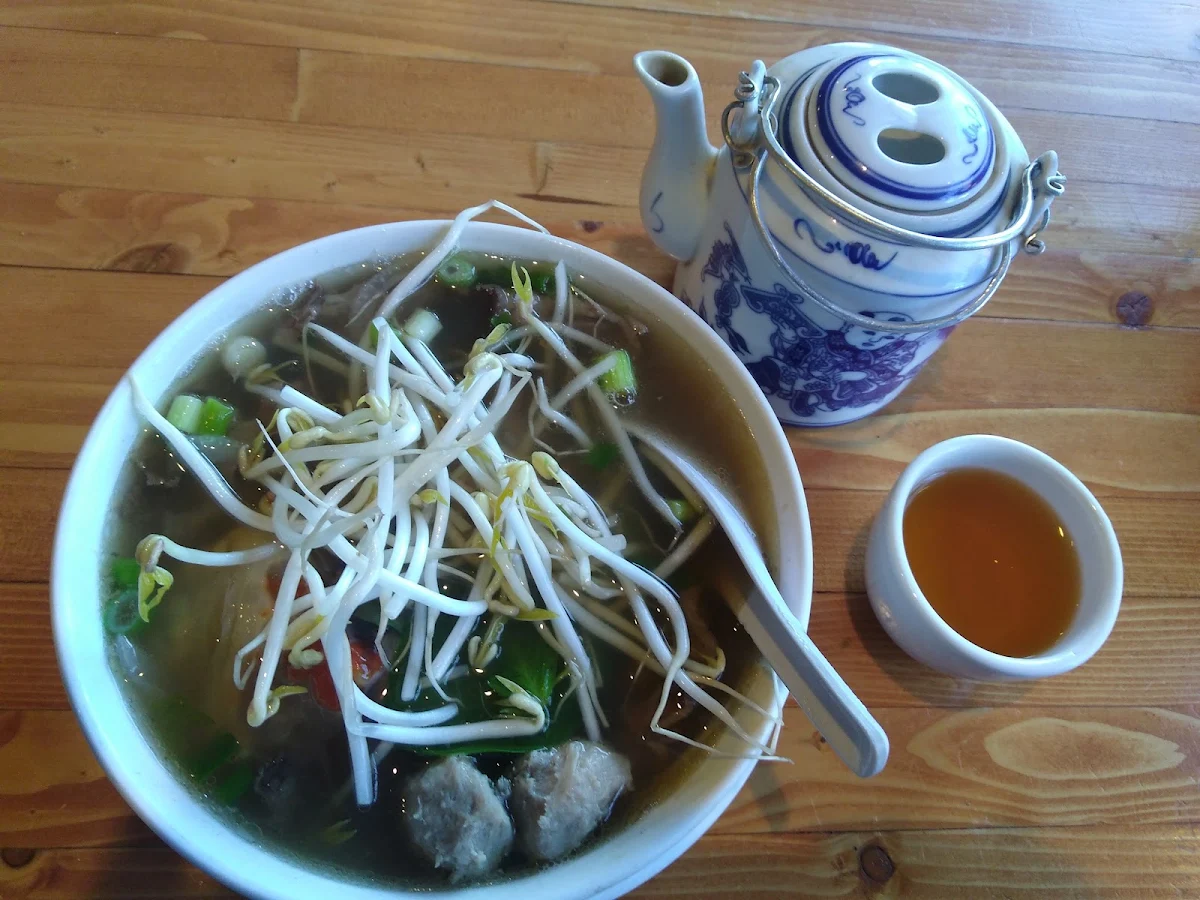 House Special Pho, Kingsway Lemongrass