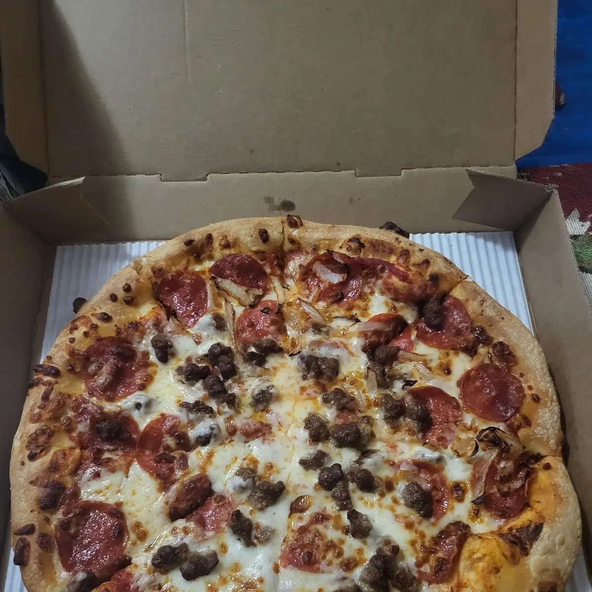 It Sausage and Pepperoni Pizza