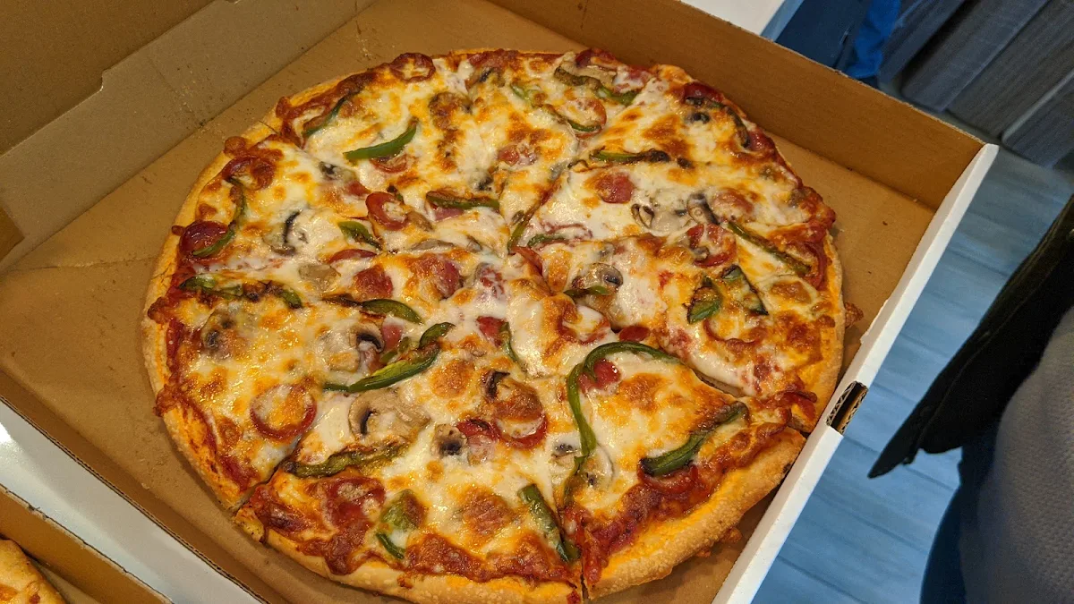 Deluxe Pizza