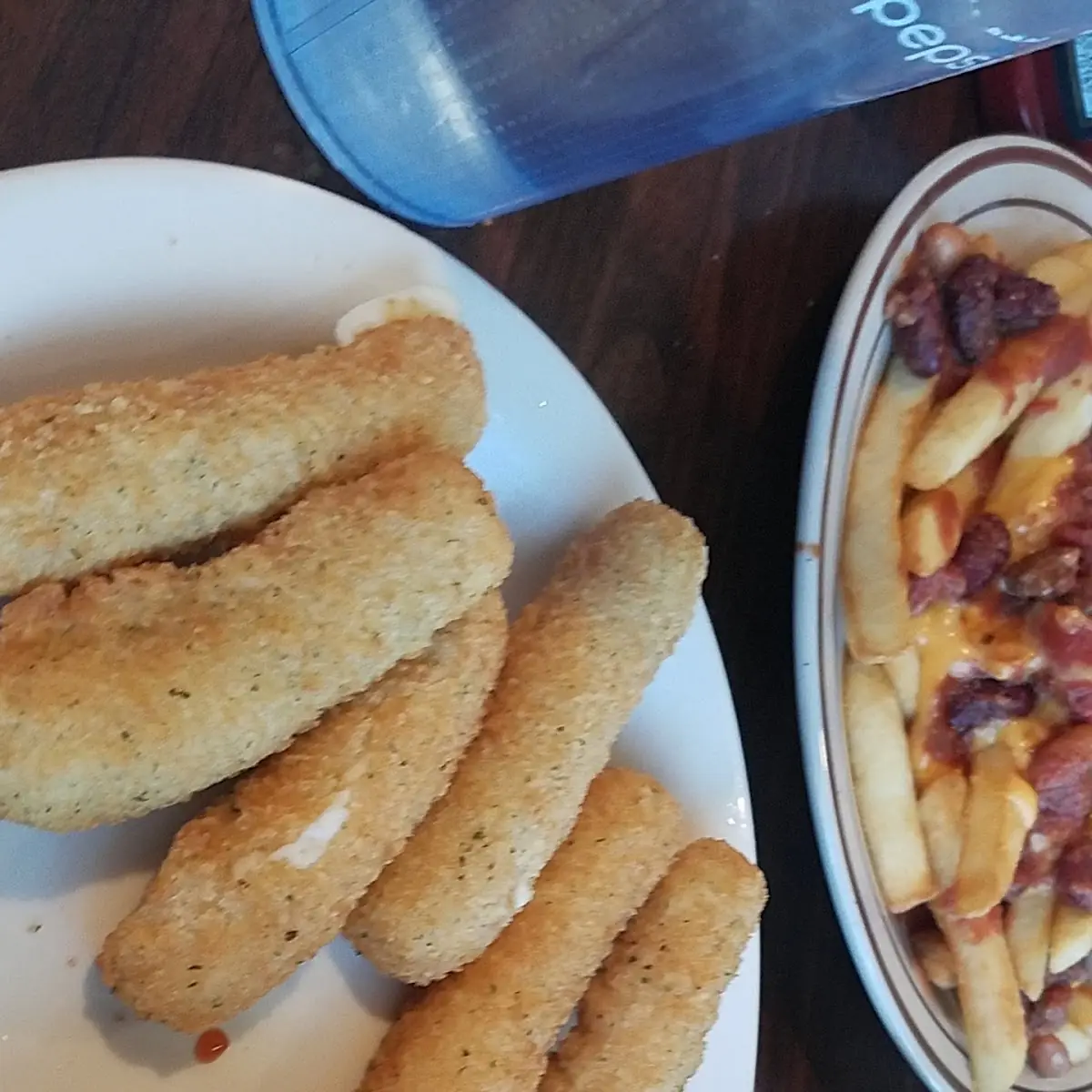 Mozz Sticks and a Pizza Burger