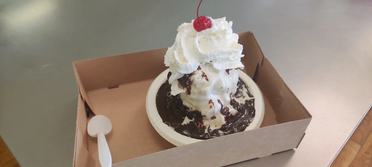 Hot Fudge Banana Split