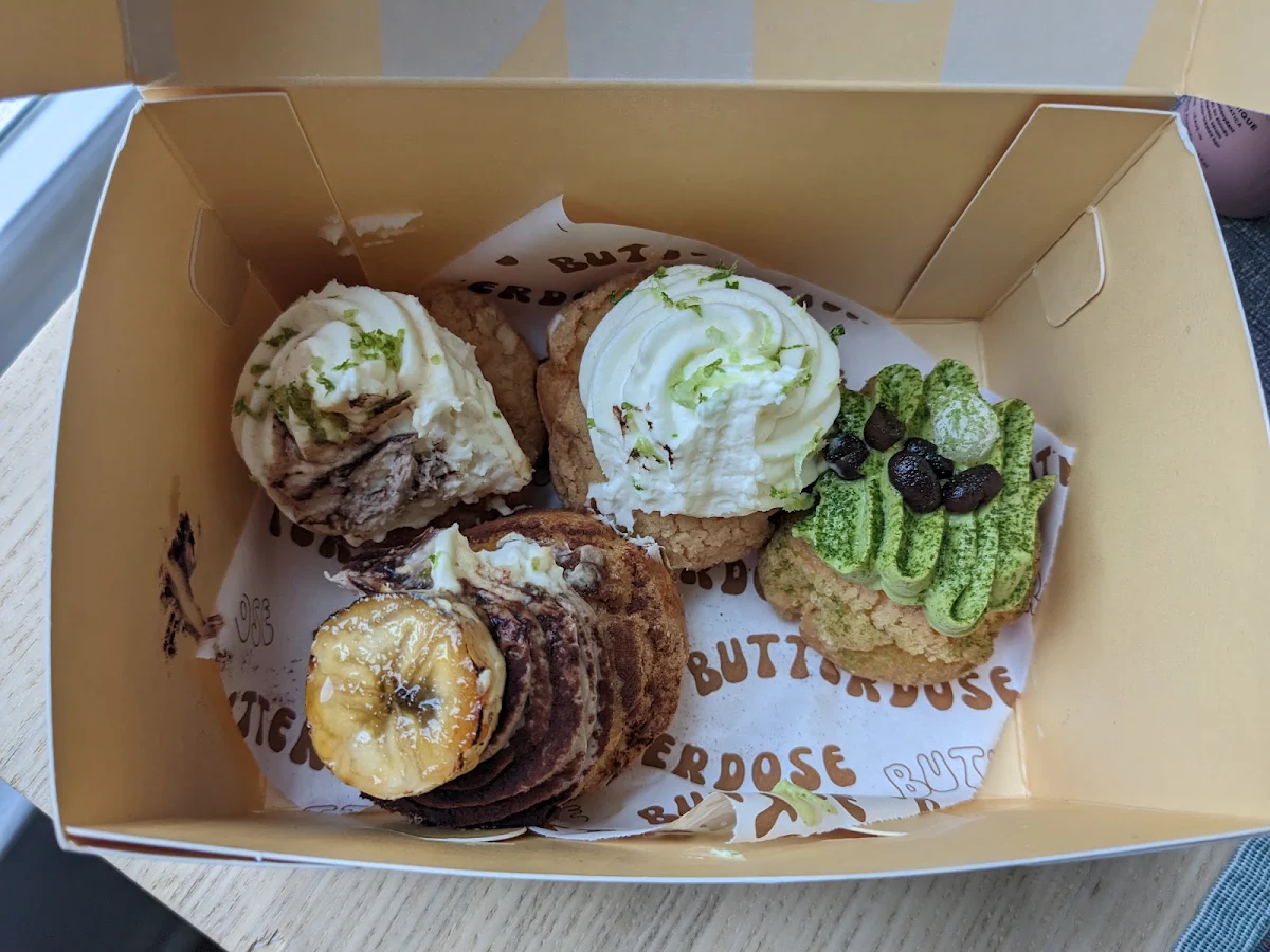 Matcha Cream Puff