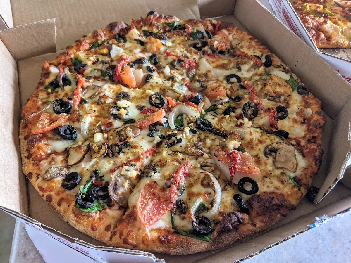 Hand Tossed Pacific Veggie, Domino's Pizza