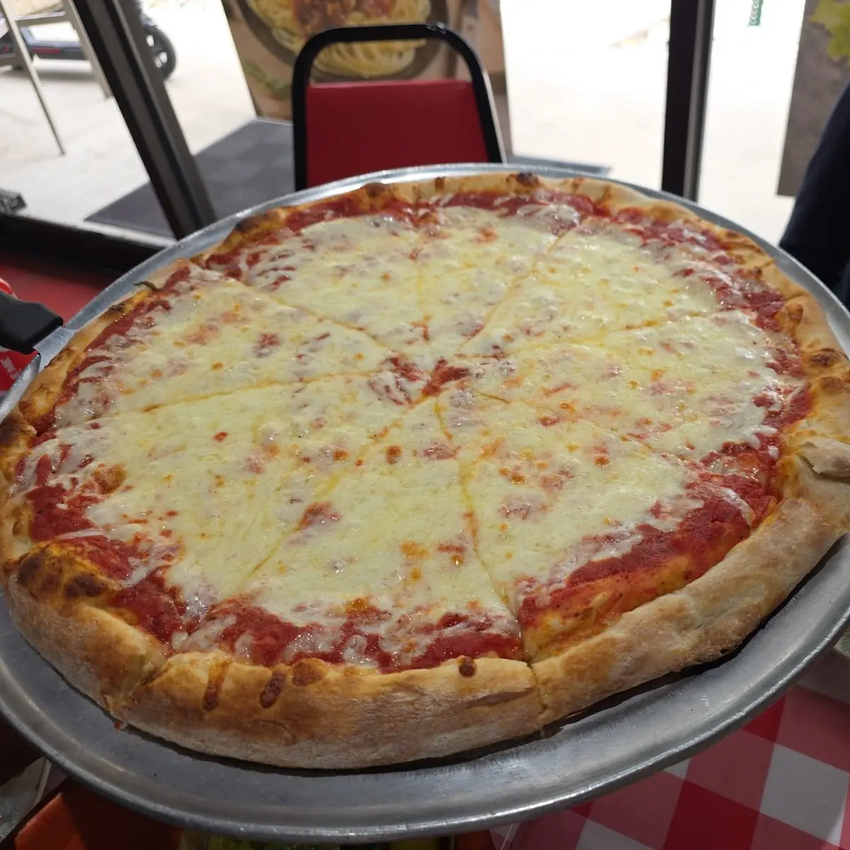 Old World Style Margherita