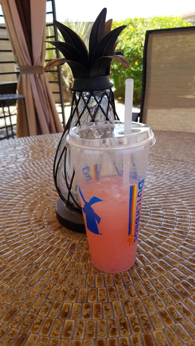 Laser Cat Lemonade with Coconut Milk