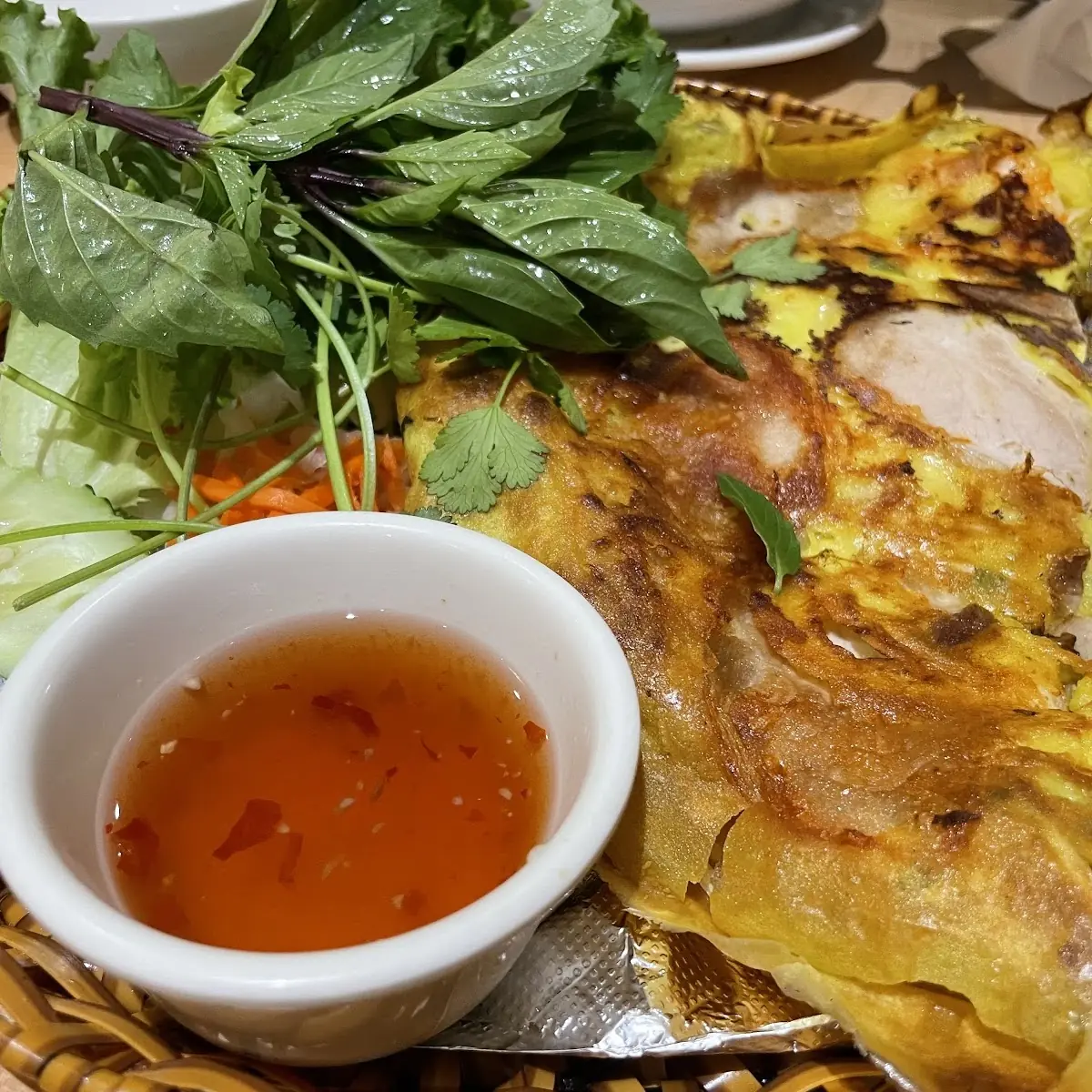 Vietnamese Crepe Banh Xeo
