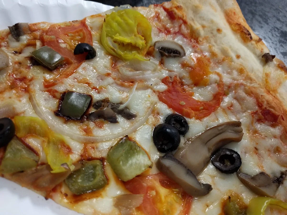 Michaelangelo's Veggie Pizza
