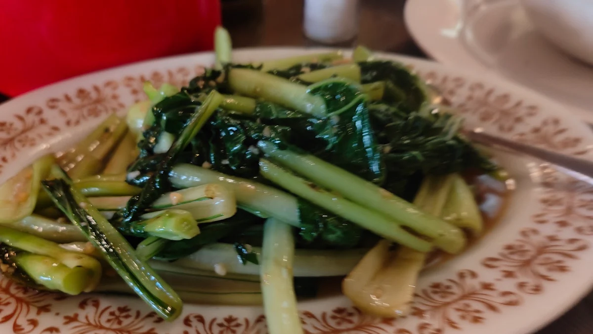 Choy Sum with Oyster Sauce, Shanghai Chinese Restaurant