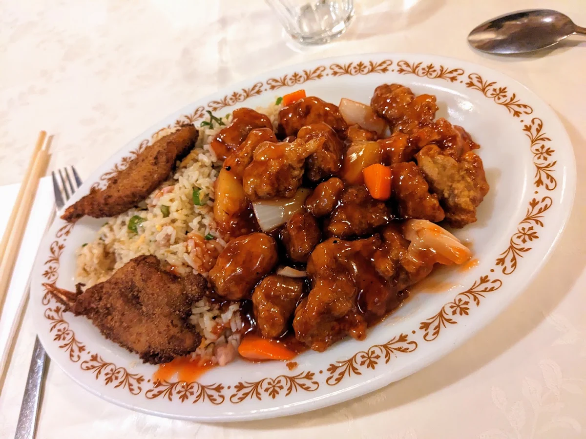 Highlights, Shanghai Chinese Restaurant