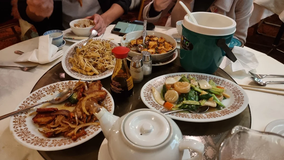 Highlights, Shanghai Chinese Restaurant