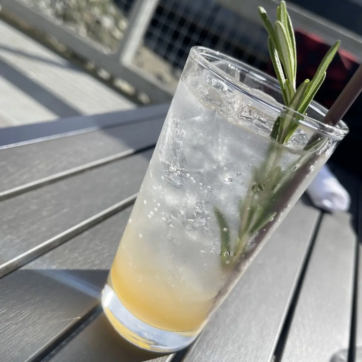 Side Cocktail