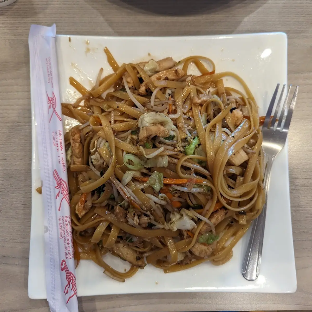 Chicken Lo Mein
