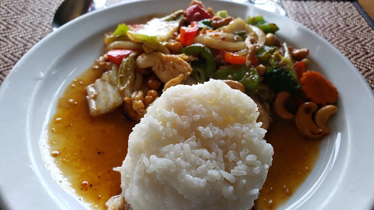Cashew Shrimp with Sticky Rice