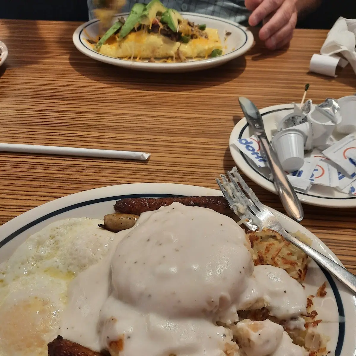Buttermilk Biscuit & Gravy