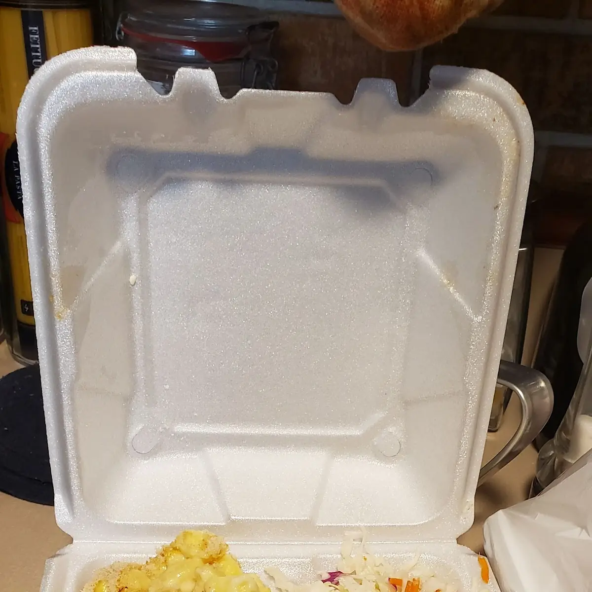 Rib Tips with Mac&Cheese and Coleslaw