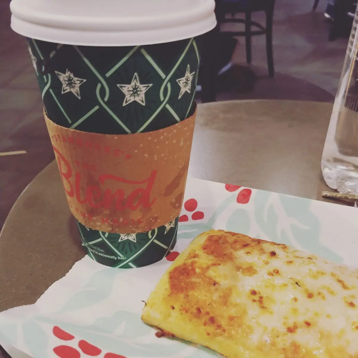 Grande Latte with Extra Shot and a Flatbread Pizza