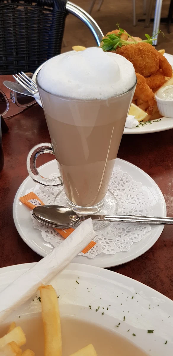 Chai Latte, The Cola Café and Museum