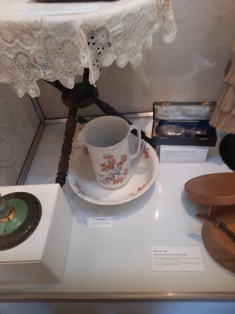 Tea Cup, The Cola Café and Museum