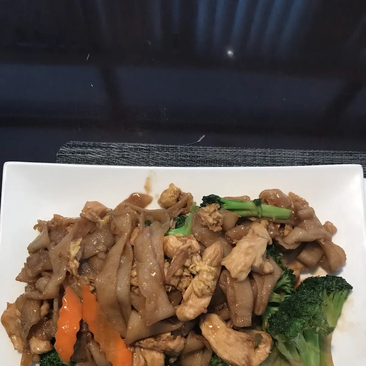 Pad See Eiew