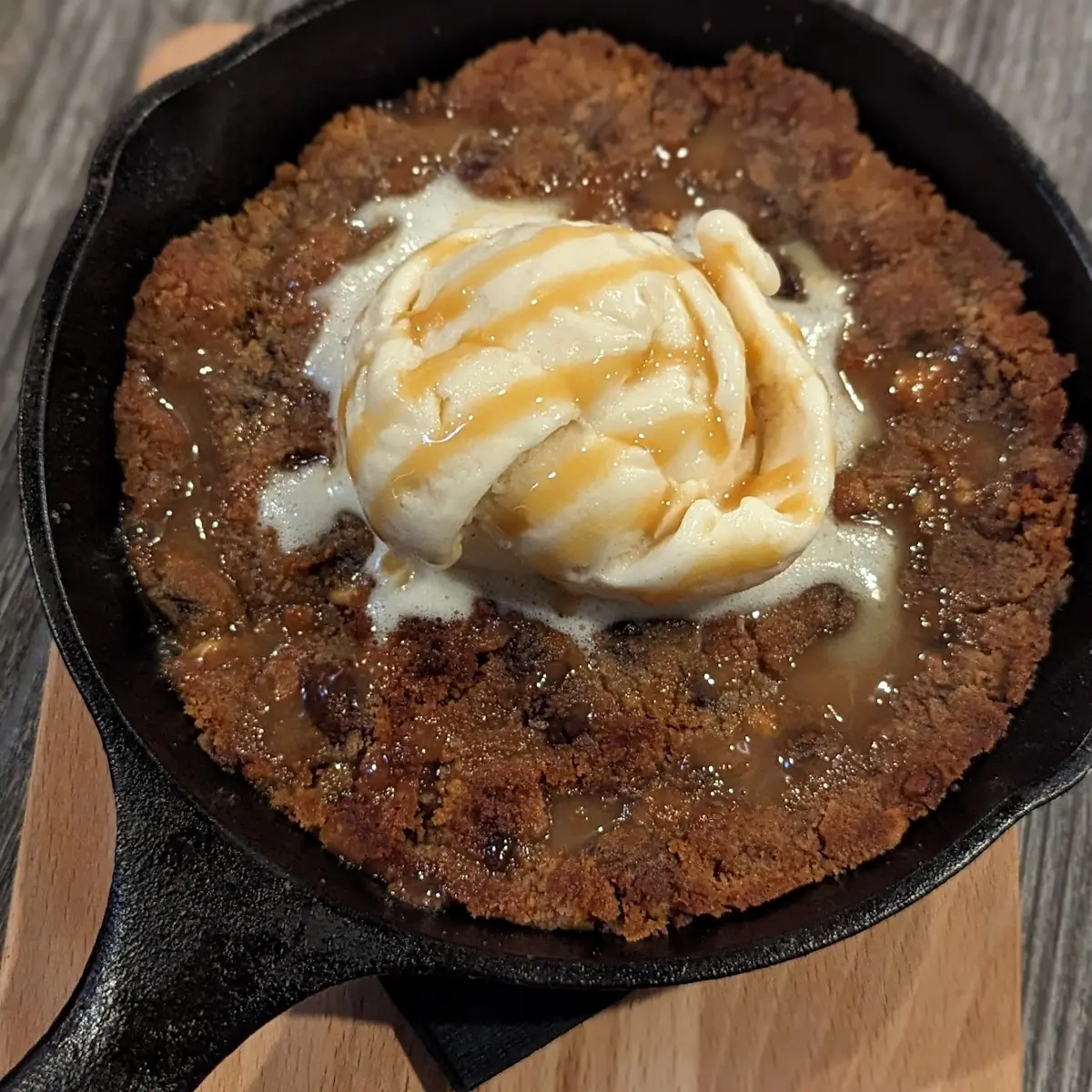 Seasonal Cookie Skillet