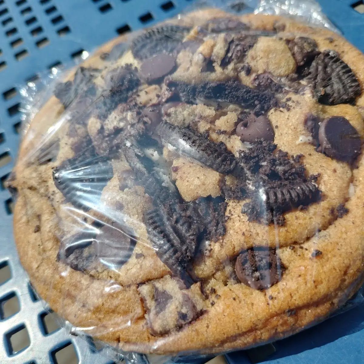 Oreo Chocolate Chip Cookie