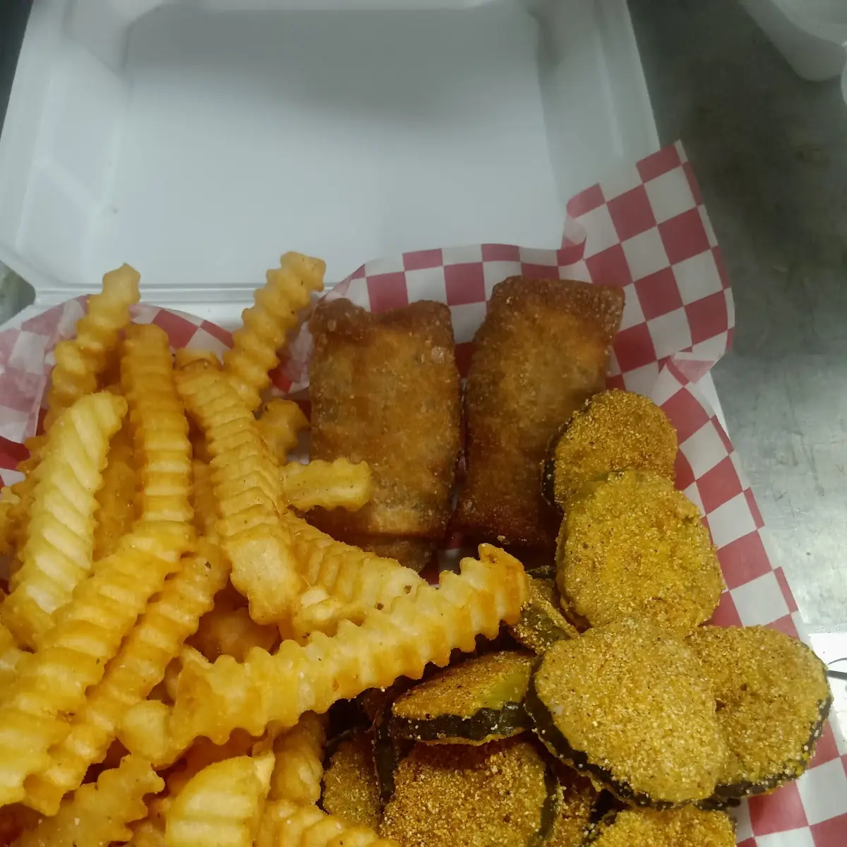 Cheeseburger Egg Roll Combo