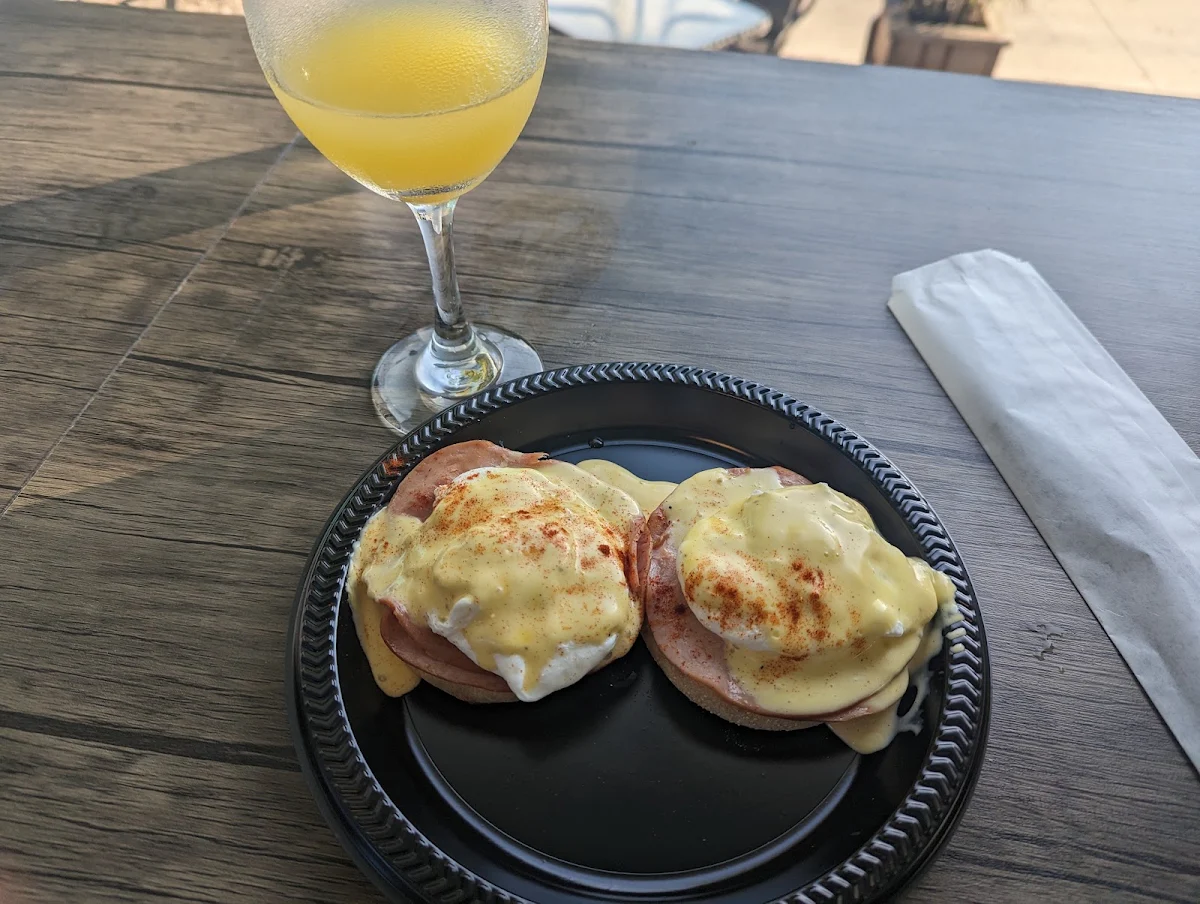 Eggs Benedict