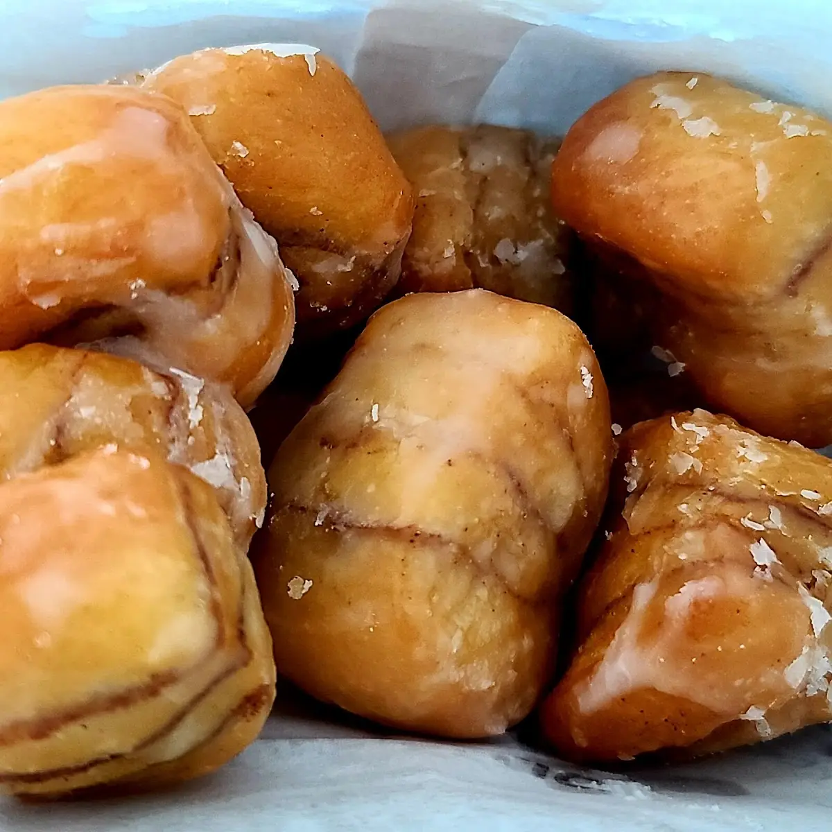Cinnamon Roll Donut Holes