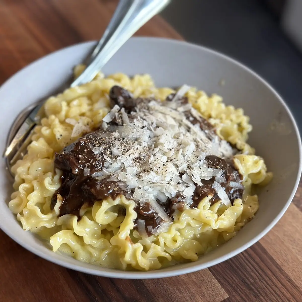 Reginetti w Slow-Roasted Pork Sugo