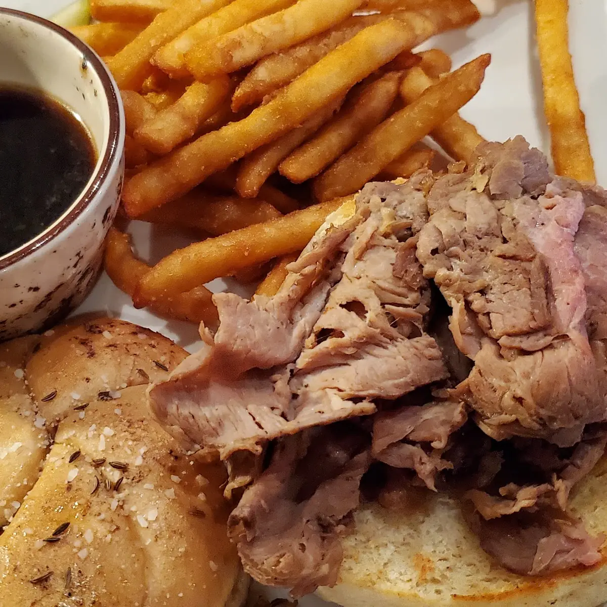 Roast Beef on Weck