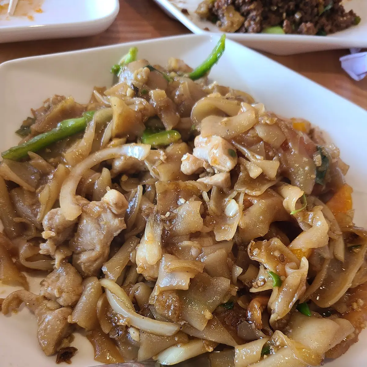 Drunken Noodle Pad Kee Mao