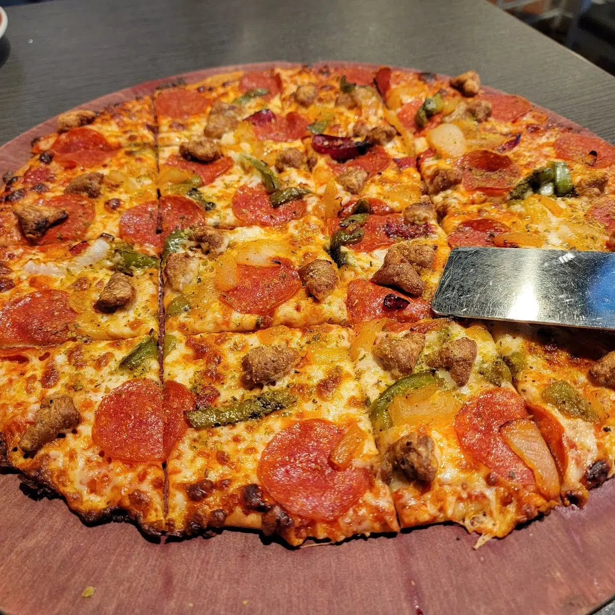 Califlower Pizza Hut Supreme