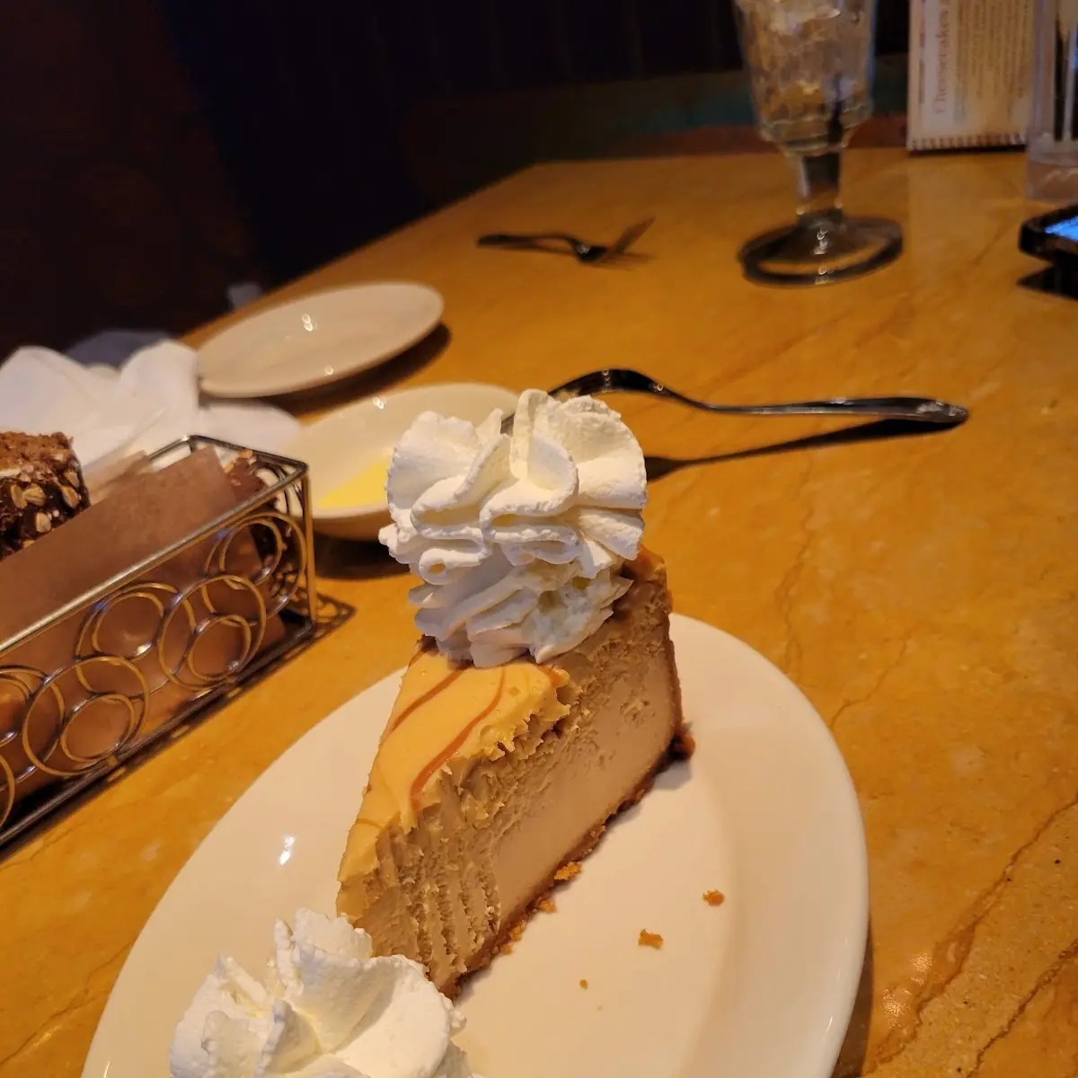 Ultimate Red Velvet Cake Cheesecake