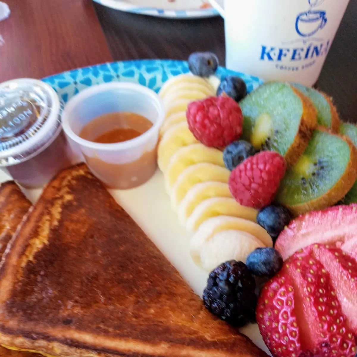 Tostadas Francesas Con Frutas