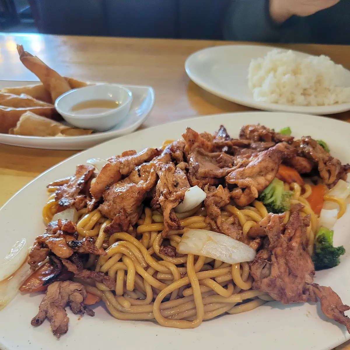Grilled Chicken Lomein