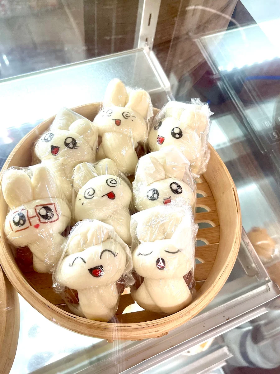 Money Cat Steamed Buns